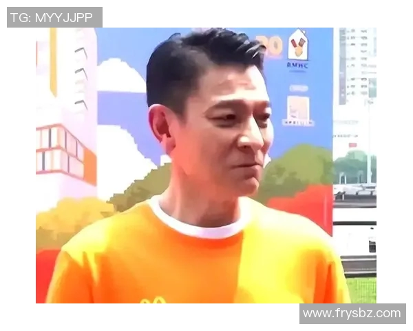 刘德华携手香港足球明星队共创辉煌赛季展现体育精神与团队合作魅力 刘德华携手香港足球明星队共创辉煌赛季展现体育精神与团队合作魅力